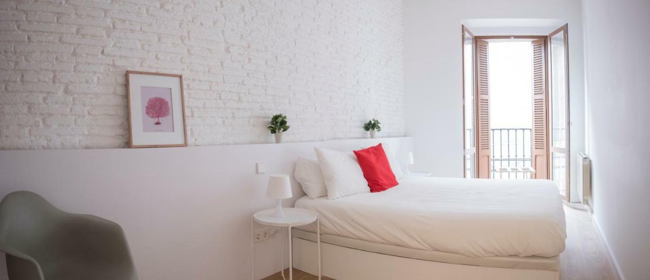 El Mirador De La Cuesta De Santo Domingo Apartment Pamplona Bagian luar foto